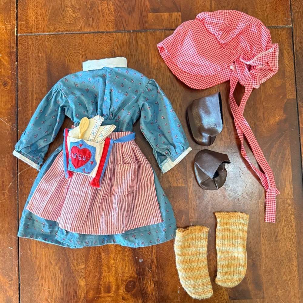 American Girl Kirsten Outfit Set - Picture 3 of 9